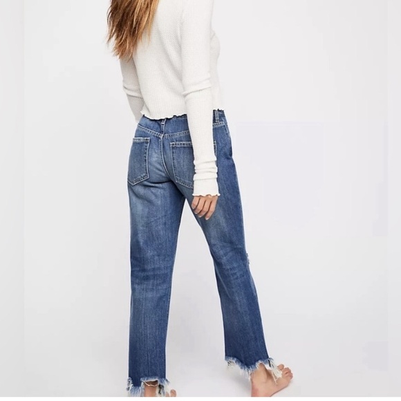 Free People We The Free Frayed Ankle Denim Jeans - Picture 2 of 9